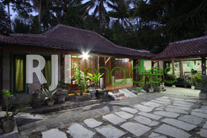 rumah jawa limasan