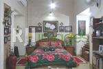 Kamar tidur dengan nuansa minimalis klasik